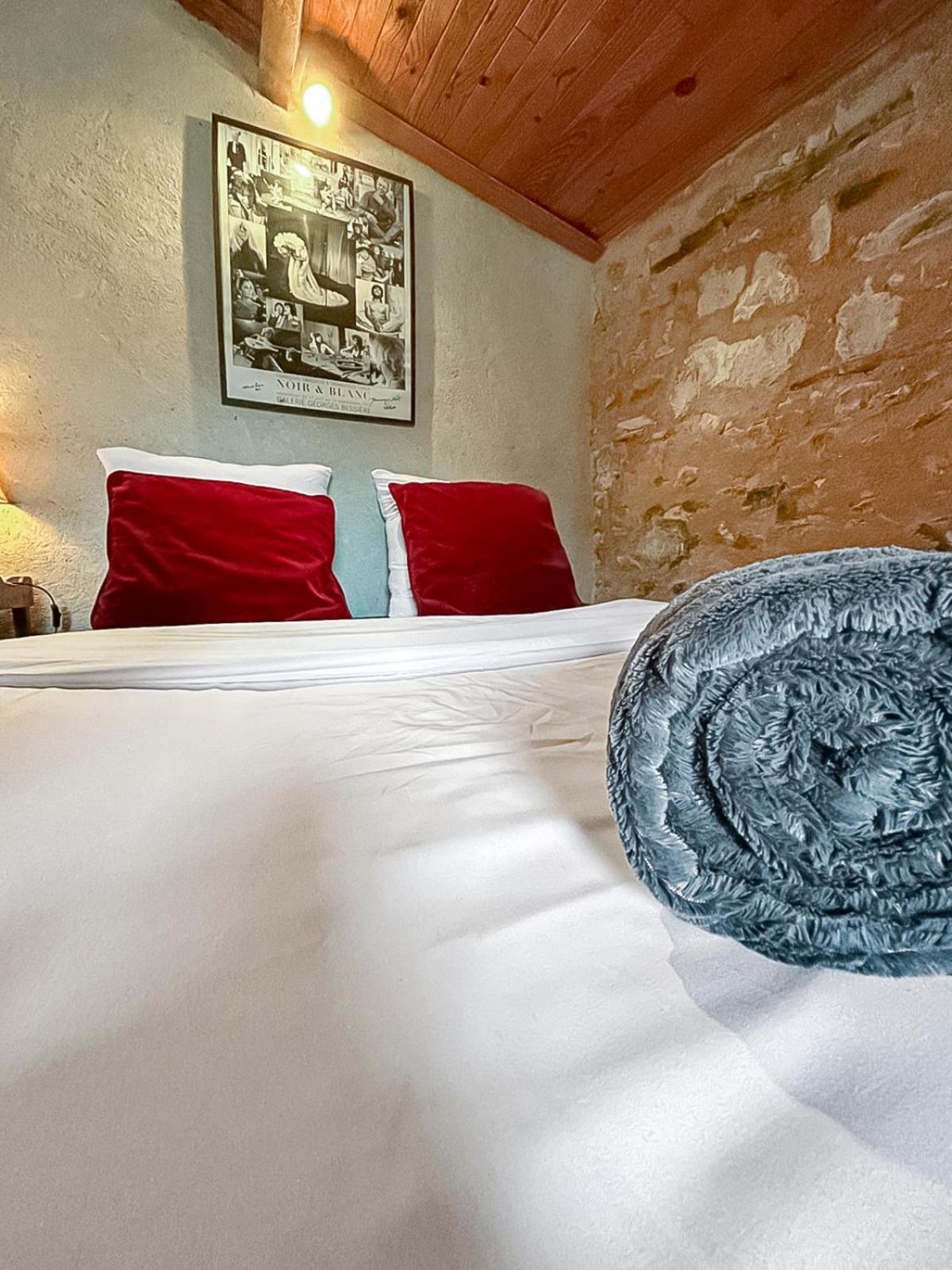 Le Clos Des Ecorcins - Terrasse - Parking Prive Saint-Amand-sur-Sevre Екстериор снимка