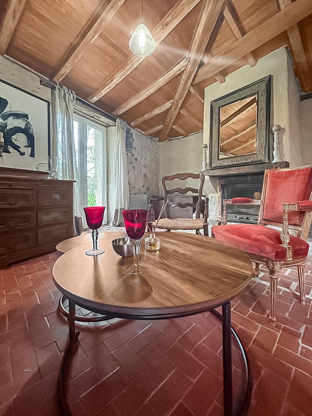Le Clos Des Ecorcins - Terrasse - Parking Prive Saint-Amand-sur-Sevre Екстериор снимка
