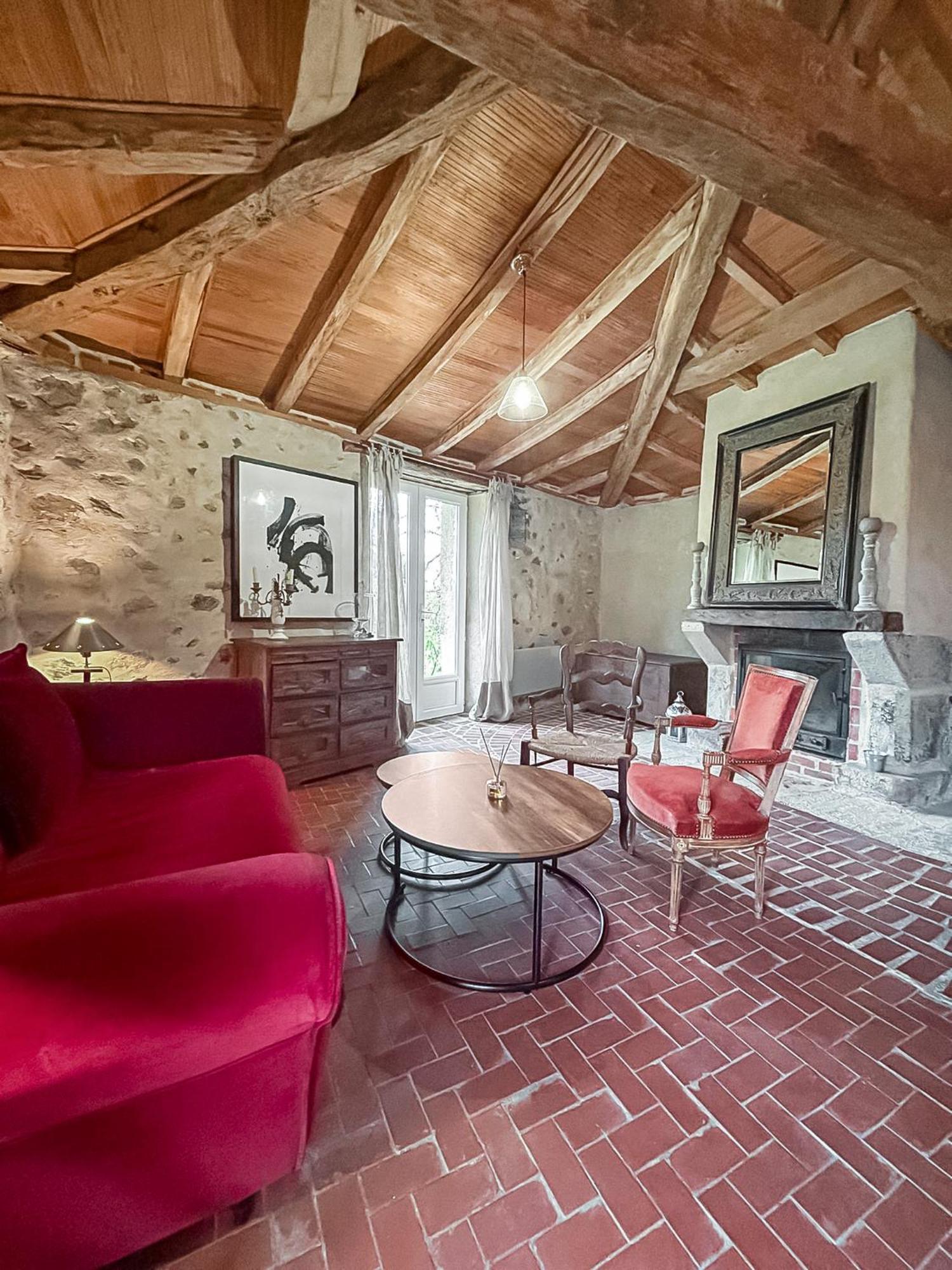 Le Clos Des Ecorcins - Terrasse - Parking Prive Saint-Amand-sur-Sevre Екстериор снимка