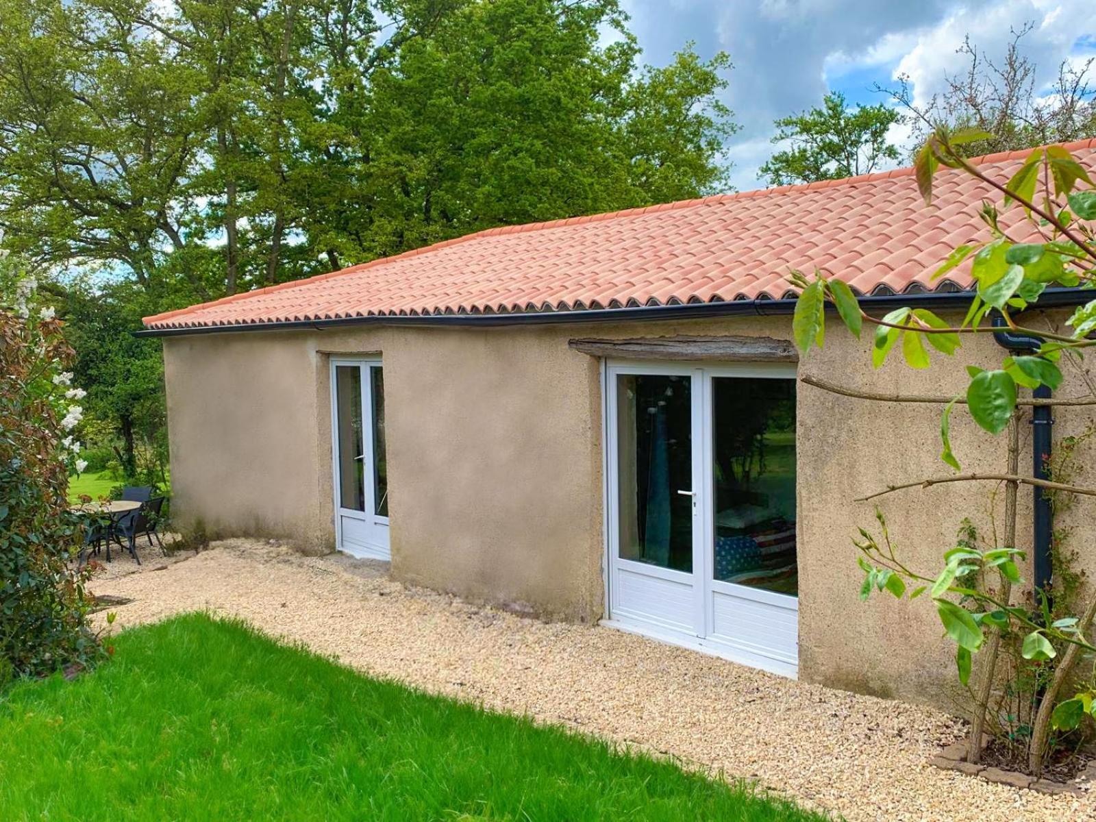Le Clos Des Ecorcins - Terrasse - Parking Prive Saint-Amand-sur-Sevre Екстериор снимка