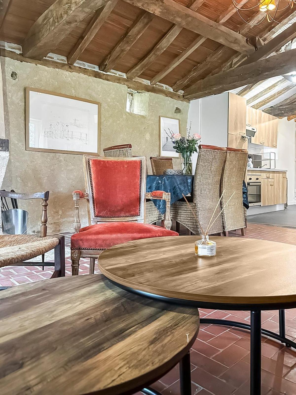 Le Clos Des Ecorcins - Terrasse - Parking Prive Saint-Amand-sur-Sevre Екстериор снимка